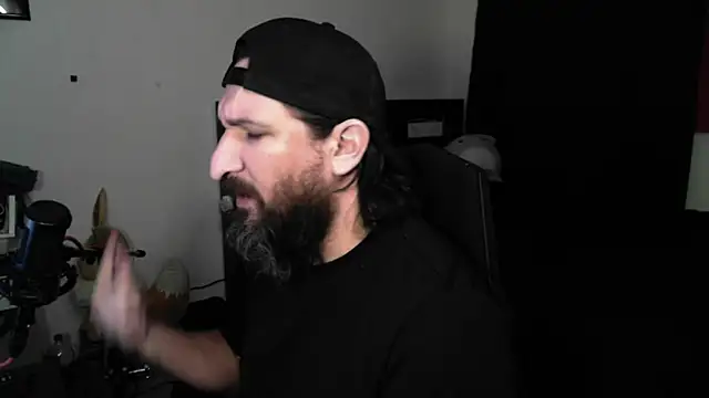 DevilPup75  online show from 05-18-26, 07:47