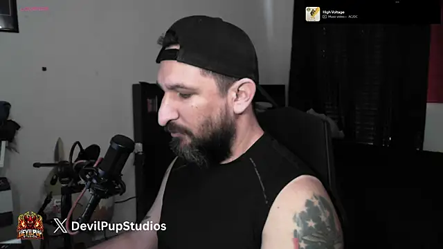 DevilPup75  online show from 06-12-26, 04:50