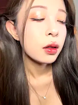 tuanzi125216 online show from 11-03-25, 02:02