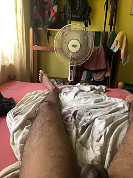 Snapshot of nimaboy21 chatting on 11-07-25, 09:09 nimaboy21 online show from 11-07-25, 09:09