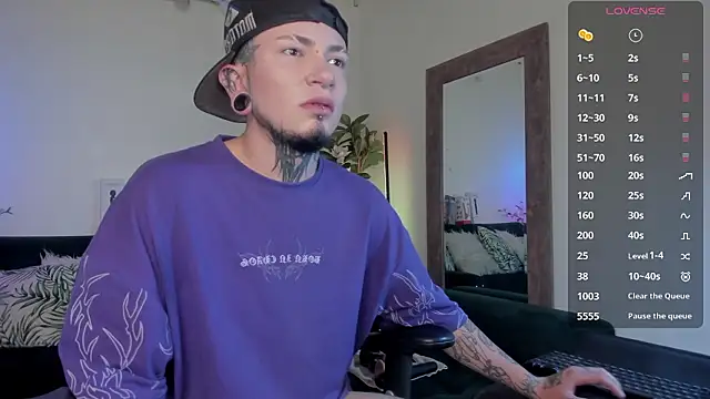 tyler jones  online show from 03-05-26, 01:18