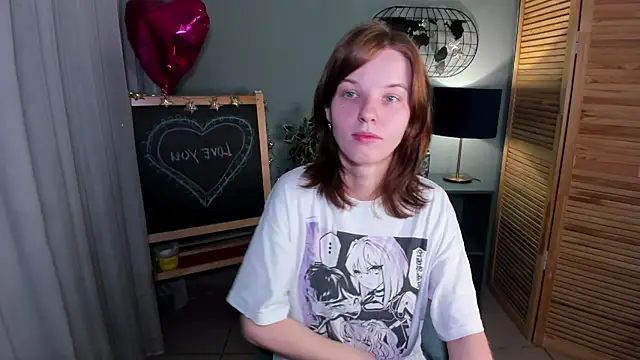 Snapshot of Madelaineses chatting on 09-26-25, 08:51 Madelaineses online show from 09-26-25, 08:51