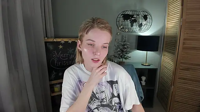 Madelaineses online show from 12-20-25, 08:43