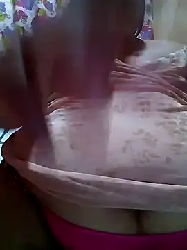 Snapshot of Huge_mama69 chatting on 10-14-25, 11:05 Huge mama69 online show from 10-14-25, 11:05