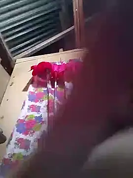 Snapshot of Huge_mama69 chatting on 10-23-25, 03:28 Huge mama69 online show from 10-23-25, 03:28