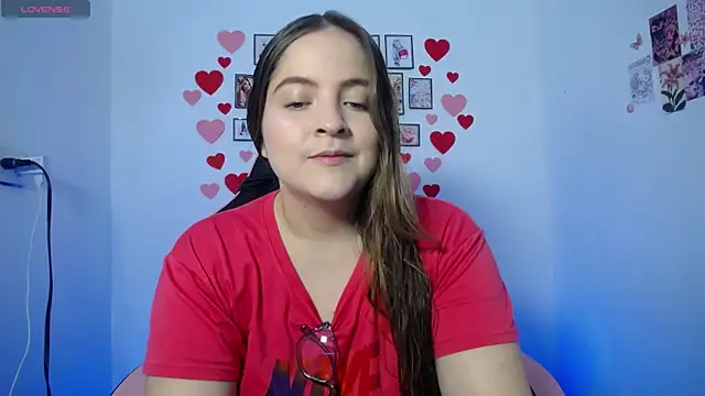 Snapshot of Pregnant_Kloe chatting on 05-04-26, 12:23 Pregnant Kloe online show from 05-04-26, 12:23