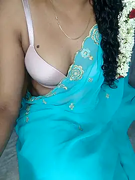 Snapshot of Tamilpallavi chatting on 11-28-25, 04:59 Tamilpallavi online show from 11-28-25, 04:59