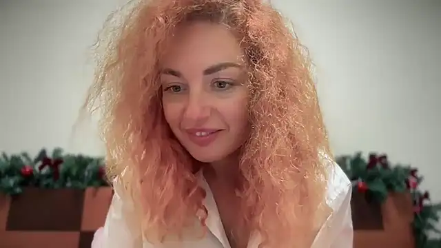 Reddgiirl online show from 11-30-25, 12:14