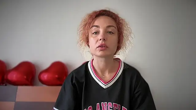 Reddgiirl online show from 03-11-26, 08:42