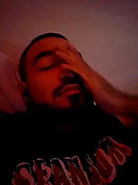 Snapshot of Lb228w chatting on 11-23-25, 04:07 Lb228w online show from 11-23-25, 04:07