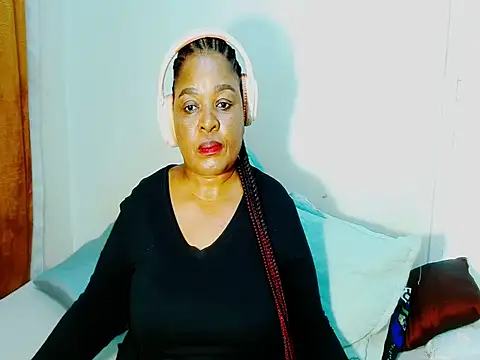 Snapshot of Love-Racheal75 chatting on 06-24-26, 05:56 Love-Racheal75 online show from 06-24-26, 05:56
