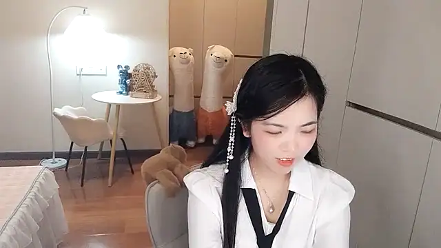 Snapshot of XiaoAnQi chatting on 09-30-25, 02:11 XiaoAnQi online show from 09-30-25, 02:11