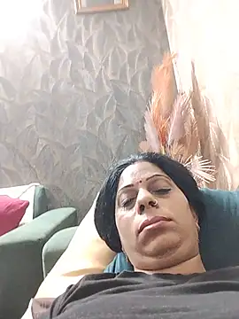 Snapshot of Soniya_Roy chatting on 07-15-26, 02:28 Soniya Roy online show from 07-15-26, 02:28
