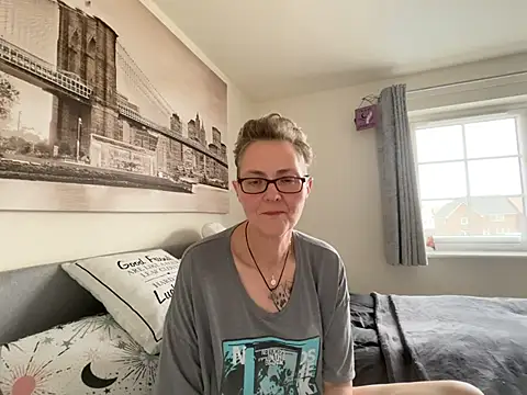 Curvy-Jinx online show from 03-13-26, 08:43