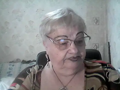 NatalieNorth online show from 04-18-26, 01:04