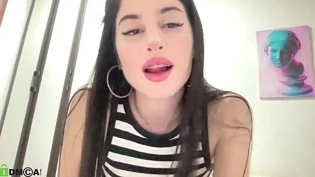 Snapshot of meowallen chatting on 09-25-25, 12:31 meowallen online show from 09-25-25, 12:31