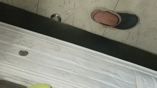 luisahot 9727 online show from 04-17-26, 08:06