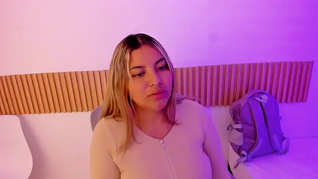 OliviaSweett online show from 04-08-26, 07:36