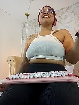 nathaliamiller online show from 02-17-26, 07:31