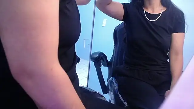 victoria hernandez t  online show from 12-16-25, 01:16