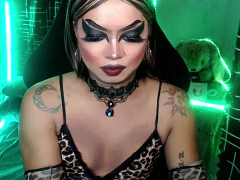 xxXMissCessXxx online show from 08-05-26, 04:21