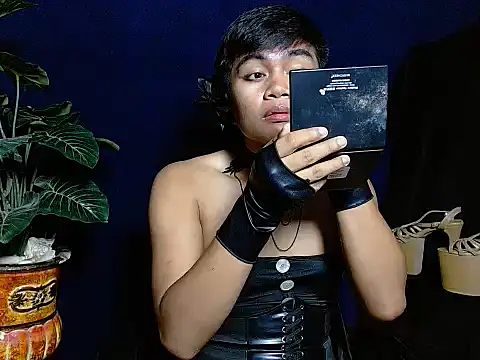 Snapshot of Alexx_143 chatting on 11-30-25, 01:31 Alexx 143 online show from 11-30-25, 01:31