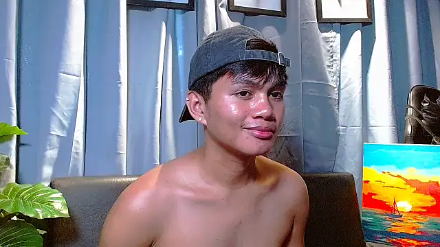 Snapshot of Alexx_143 chatting on 01-12-26, 03:23 Alexx 143 online show from 01-12-26, 03:23