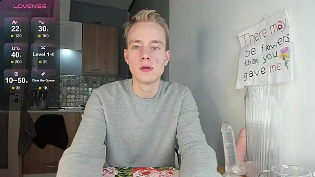 Snapshot of Kevin_Young_Cat chatting on 10-29-25, 03:25 Kevin Young Cat online show from 10-29-25, 03:25