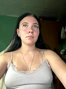 Snapshot of Lolitkoo chatting on 09-15-25, 03:12 Lolitkoo online show from 09-15-25, 03:12