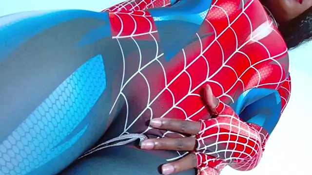 Snapshot of hoot_emily chatting on 09-24-25, 10:29 hoot emily online show from 09-24-25, 10:29