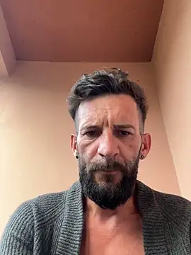 Michel huge online show from 09-10-25, 04:23