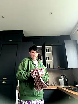 backdoorgalore4you online show from 12-22-25, 09:39