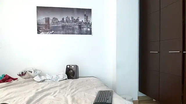 AntonyDAngelo25 online show from 10-22-25, 07:24