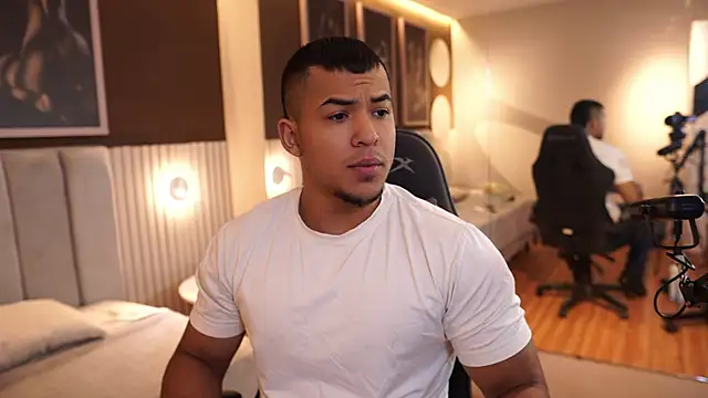 Thiago Valente online show from 10-01-25, 12:44