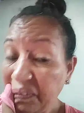 marinita13 online show from 10-11-25, 02:15