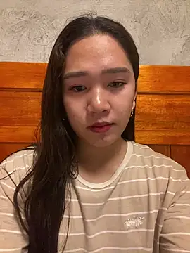 Snapshot of slut_clio chatting on 02-15-26, 01:31 slut clio online show from 02-15-26, 01:31