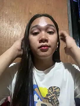 Snapshot of slut_clio chatting on 02-21-26, 12:06 slut clio online show from 02-21-26, 12:06