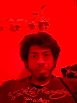 Snapshot of UsaGuy76 chatting on 04-12-26, 04:39 UsaGuy76 online show from 04-12-26, 04:39