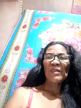 Snapshot of ImYourWoman_55 chatting on 09-12-25, 02:55 ImYourWoman 55 online show from 09-12-25, 02:55