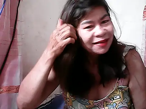 Hottestsexxy Elynnn online show from 03-22-26, 06:44