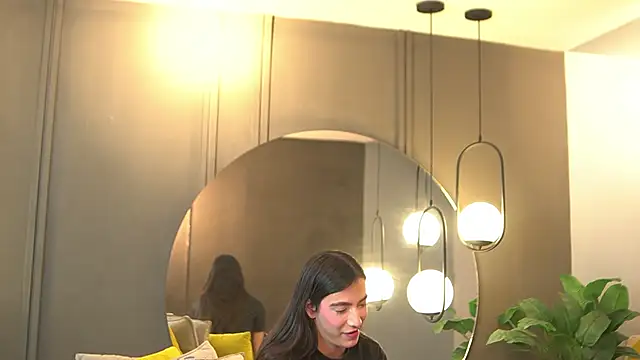 Ariaa Isabell online show from 04-13-26, 06:46