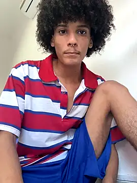 Max Rain online show from 10-22-25, 07:35