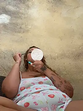 Chloe Leaozinho online show from 03-20-26, 06:02