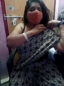 Jessi 25 online show from 02-15-26, 04:03