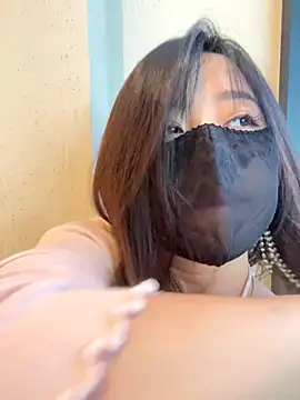 xiao-mo520 online show from 10-18-25, 09:54