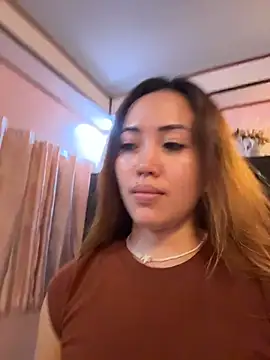 Serenaa rabbit online show from 11-30-25, 11:36