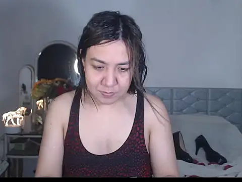 stellahugeX online show from 10-13-25, 11:21