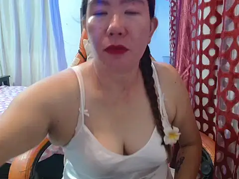 VerySexyCeline online show from 10-30-25, 01:12