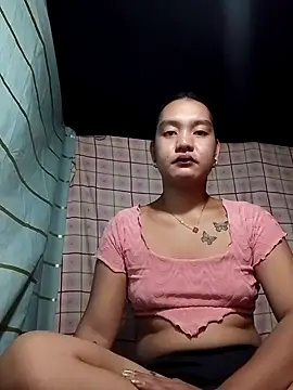 Snapshot of asian_janella chatting on 10-11-25, 08:18 asian janella online show from 10-11-25, 08:18