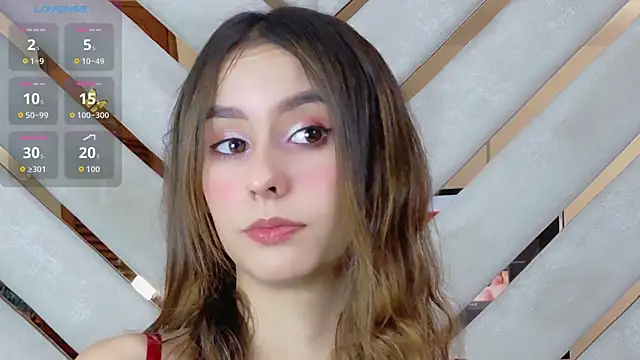 Sarah-Grace online show from 05-08-26, 01:22